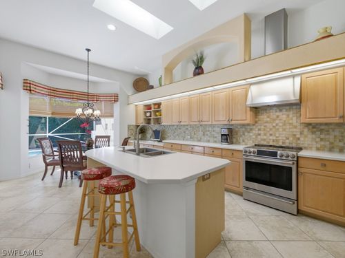 5835 Persimmon Way, Naples, FL, 34110-2321 | Card Image