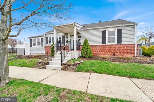 201 Lillian Ave, Hamilton, NJ, 08610-3920 | Card Image