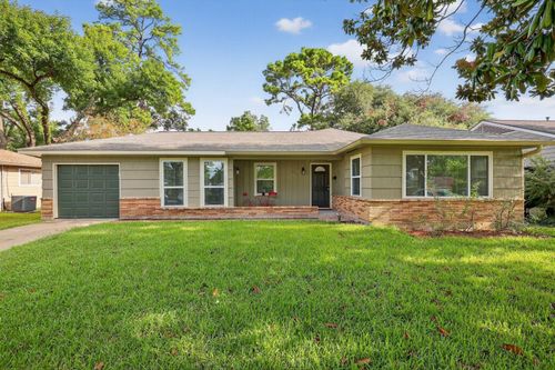 9614 Panola Way, Houston, TX, 77055-4318 | Card Image