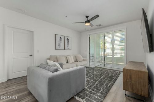 266-2511 W Queen Creek Rd, Chandler, AZ, 85248-0140 | Card Image