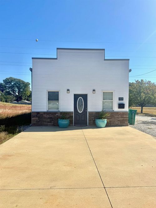 423 B Cox Blvd, Sheffield, AL, 35660 | Card Image