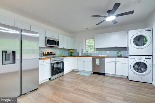107 Federalist Way, Montross, VA, 22520-9024 | Card Image
