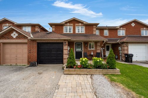 195 Dunsmore Lane, Barrie, ON, L4M6Z8 | Card Image