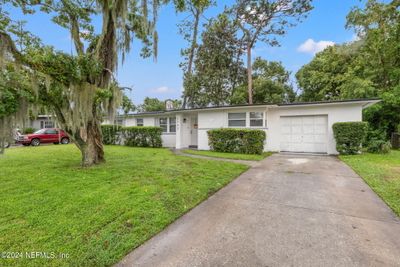 1162 Gunka Road, House other with 3 bedrooms, 1 bathrooms and null parking in Jacksonville FL | Image 2