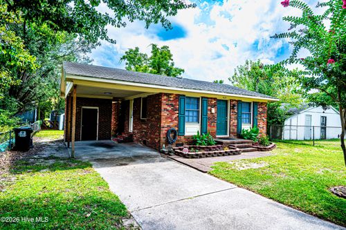 1609 Canal St, New Bern, NC, 28560-3519 | Card Image