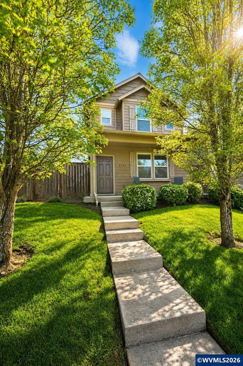5739 Avalon St, Eugene, OR, 97402 | Card Image
