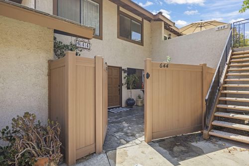 644 Thoreau Ln, Ventura, CA, 93003-7550 | Card Image