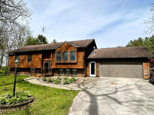 394 Heritage Dr, Waukon, IA, 52172-7959 | Card Image