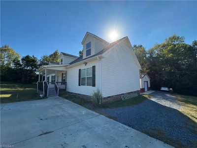 4535 Bunton Swaim Road, House other with 3 bedrooms, 2 bathrooms and null parking in Liberty NC | Image 3