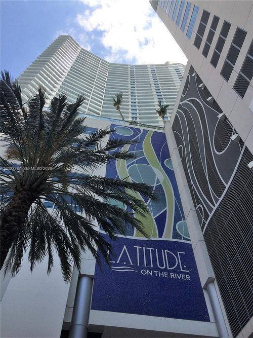 1611-185 Sw 7th St, Miami, FL, 33130-2971 | Card Image