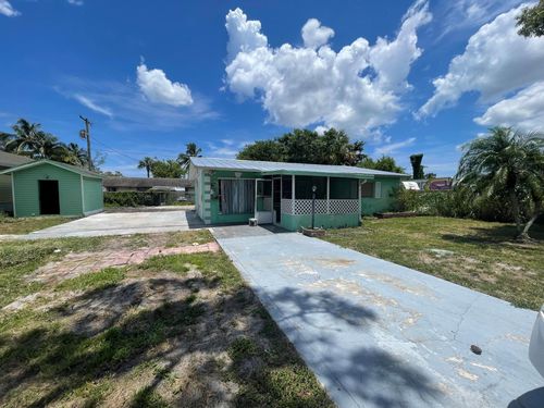 3277 Se Birch Ave, Stuart, FL, 34997-5253 | Card Image