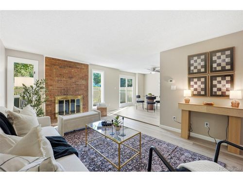 3085 S Macon Cir, Aurora, CO, 80014-3093 | Card Image