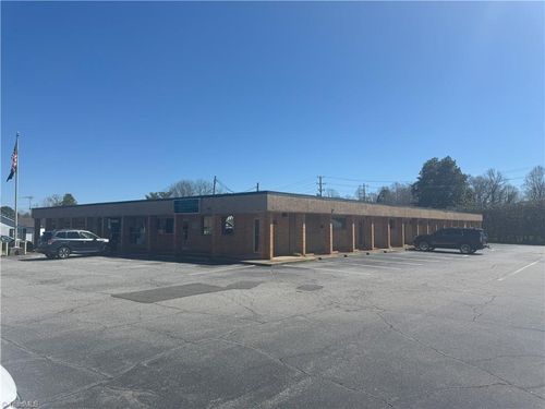 3319 E Main St, Claremont, NC, 28610-8704 | Card Image