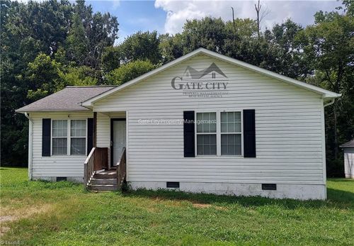 22 King Row, Thomasville, NC, 27360-4530 | Card Image