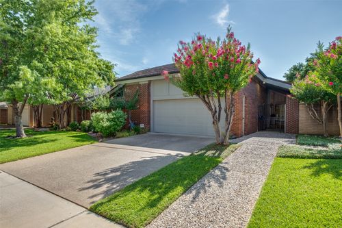 720 Sam Hill Street, Irving, TX, 75062 | Card Image
