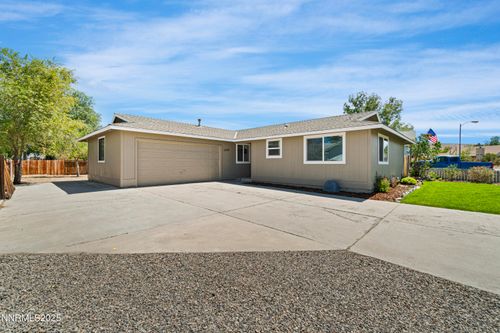 1358 Victoria Dr, Gardnerville, NV, 89460-8452 | Card Image