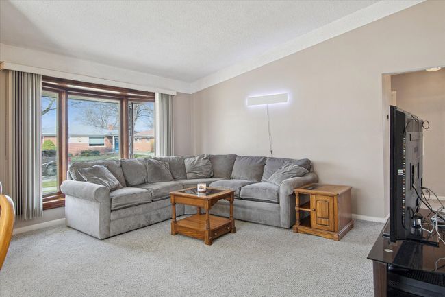 2941 Longmeadow Dr, House other with 3 bedrooms, 2 bathrooms and null parking in Trenton MI | Image 12