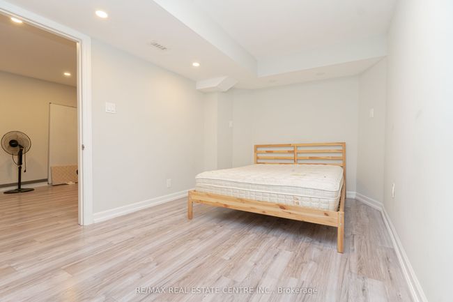 3 Candy Cres, House other with 4 bedrooms, 5 bathrooms and 2 parking in Brampton ON | Image 26