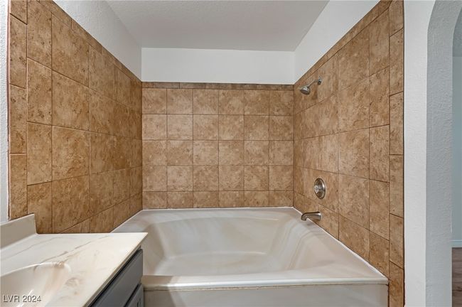 1227 - 2200 S Fort Apache Rd, Condo with 3 bedrooms, 2 bathrooms and null parking in Las Vegas NV | Image 22