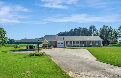 725 Henry Hammond Rd, Lumberton, NC, 28360-8038 | Card Image