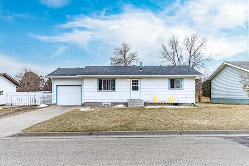 71 Custer Drive, Lincoln, ND, 58504 | Card Image