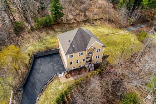 98R Walnut St, Shrewsbury, MA, 01545 | Card Image