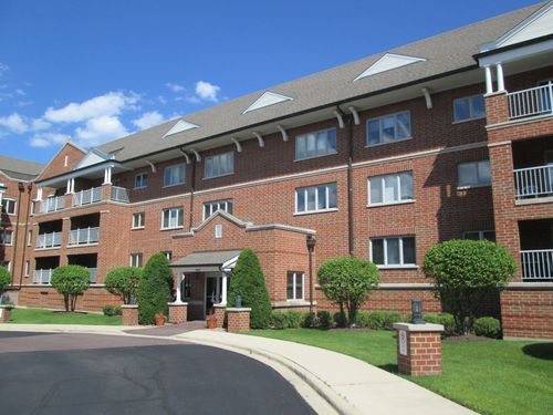 unit-409-460 S Northwest Hwy, Park Ridge, IL, 60068-4938 | Card Image