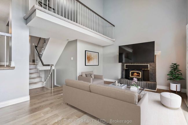 1950 Bowler Dr, House attached with 3 bedrooms, 2 bathrooms and 1 parking in Pickering ON | Image 6