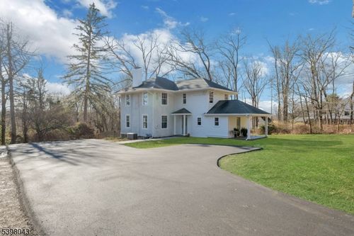 200 Mountainside Rd, Mendham, NJ, 07945-1103 | Card Image