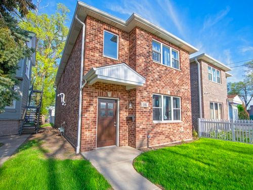 105 N 12th Ave, Melrose Park, IL, 60160-4001 | Card Image