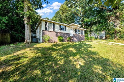 513 20th Ave Ne, CENTER POINT, AL, 35215-5017 | Card Image