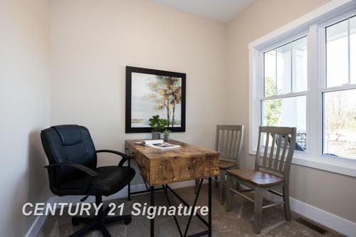 4215 Woodburn Ct, Saginaw, MI, 48603-4011 | Card Image