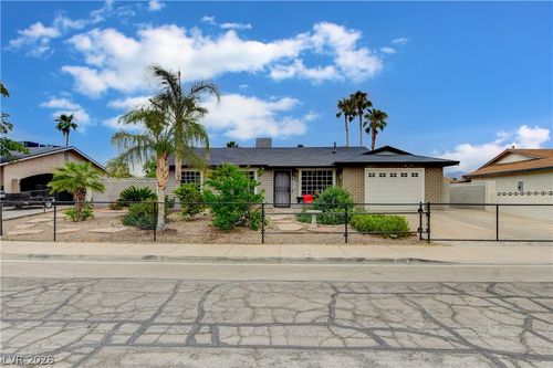 406 Ash St, Henderson, NV, 89015-5729 | Card Image