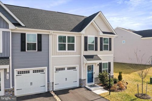 158 Bibury St, MARTINSBURG, WV, 25405-4314 | Card Image