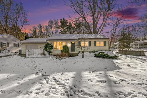 3709 Alamo Ave, Kalamazoo, MI, 49006-2009 | Card Image