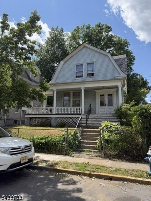 53 Chapman Pl, Irvington, NJ, 07111-1943 | Card Image