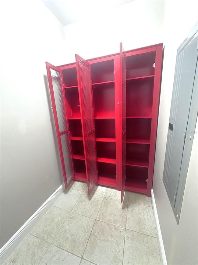 Pantry | Image 12