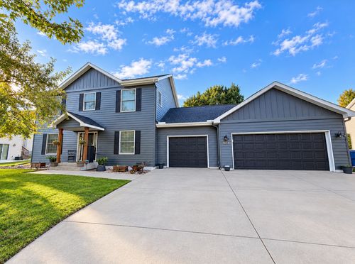 1616 26th St Se, Saint Cloud, MN, 56304-8543 | Card Image