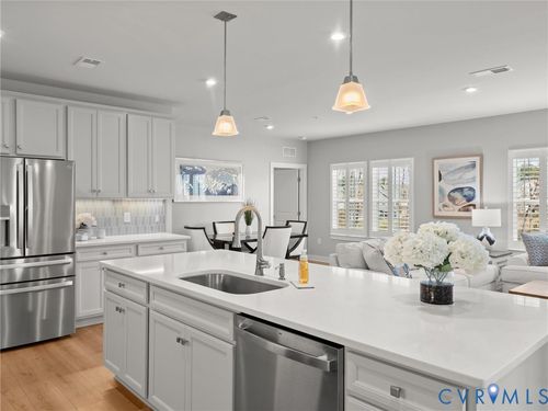 202-6725 Citory Way, Moseley, VA, 23120-2016 | Card Image