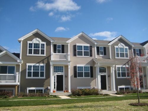 0-1746 Spinnaker St, Pingree Grove, IL, 60140-2103 | Card Image