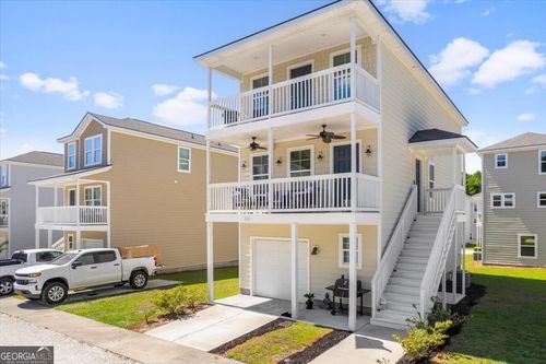 102 Cathead Ln, Darien, GA, 31305-9276 | Card Image