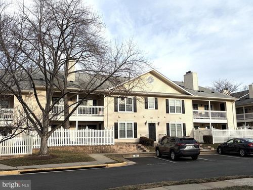 55-10206 Willow Mist Ct, OAKTON, VA, 22124-3116 | Card Image