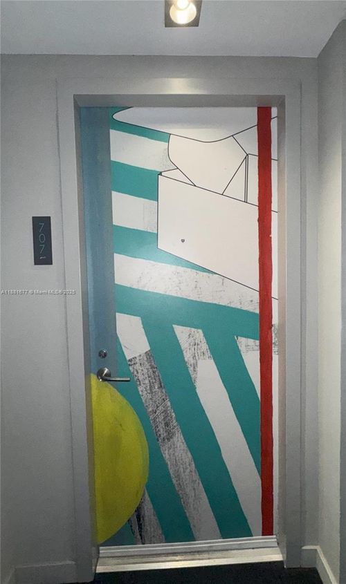 apt-707-4250 Biscayne Blvd, Miami, FL, 33137-3271 | Card Image