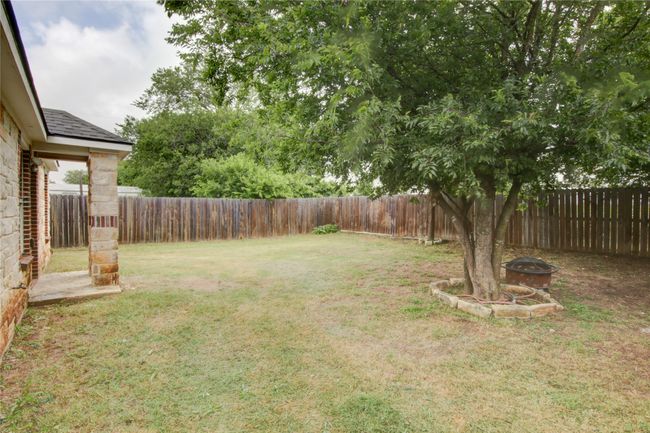 504 Johnson St, House other with 3 bedrooms, 2 bathrooms and null parking in McGregor TX | Image 22