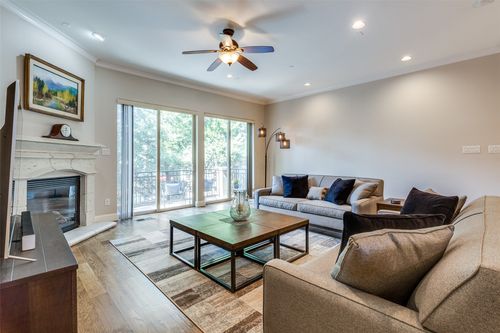 d-6333 Richmond Ave, Dallas, TX, 75214-3640 | Card Image