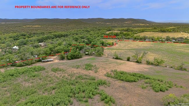 6671 Ranch Road 1120, Home with 4 bedrooms, 3 bathrooms and null parking in Rio Frio TX | Image 46