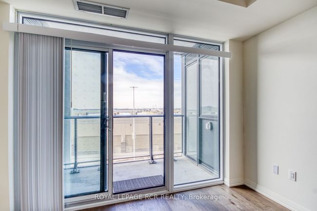 425 - 9000 Jane St, Condo with 1 bedrooms, 2 bathrooms and null parking in Concord ON | Image 24