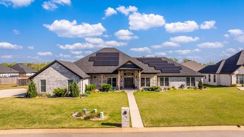 77 Corniche Cv, Maumelle, AR, 72113-7785 | Card Image