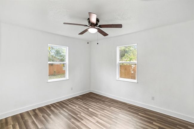 227 Carroll St, House other with 4 bedrooms, 2 bathrooms and 1 parking in San Antonio TX | Image 13