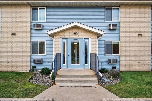 apt-a2-14861 58th St N, Oak Park Heights, MN, 55082-4390 | Card Image